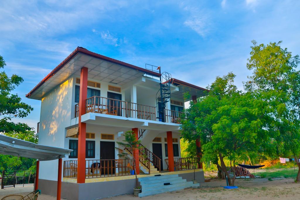 Autumn Moon Beach Cabanas Tangalle Buitenkant foto