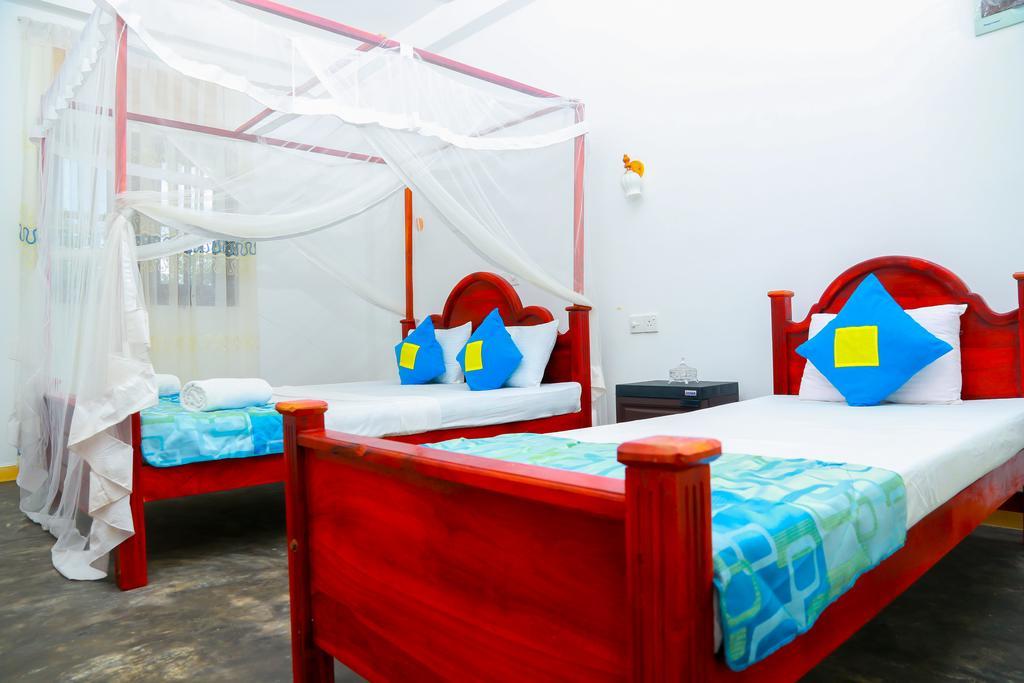 Autumn Moon Beach Cabanas Tangalle Buitenkant foto