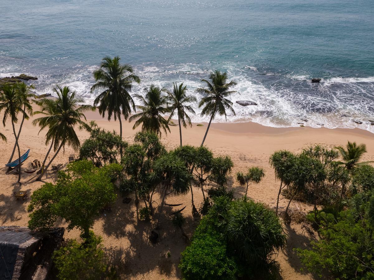 Autumn Moon Beach Cabanas Tangalle Buitenkant foto