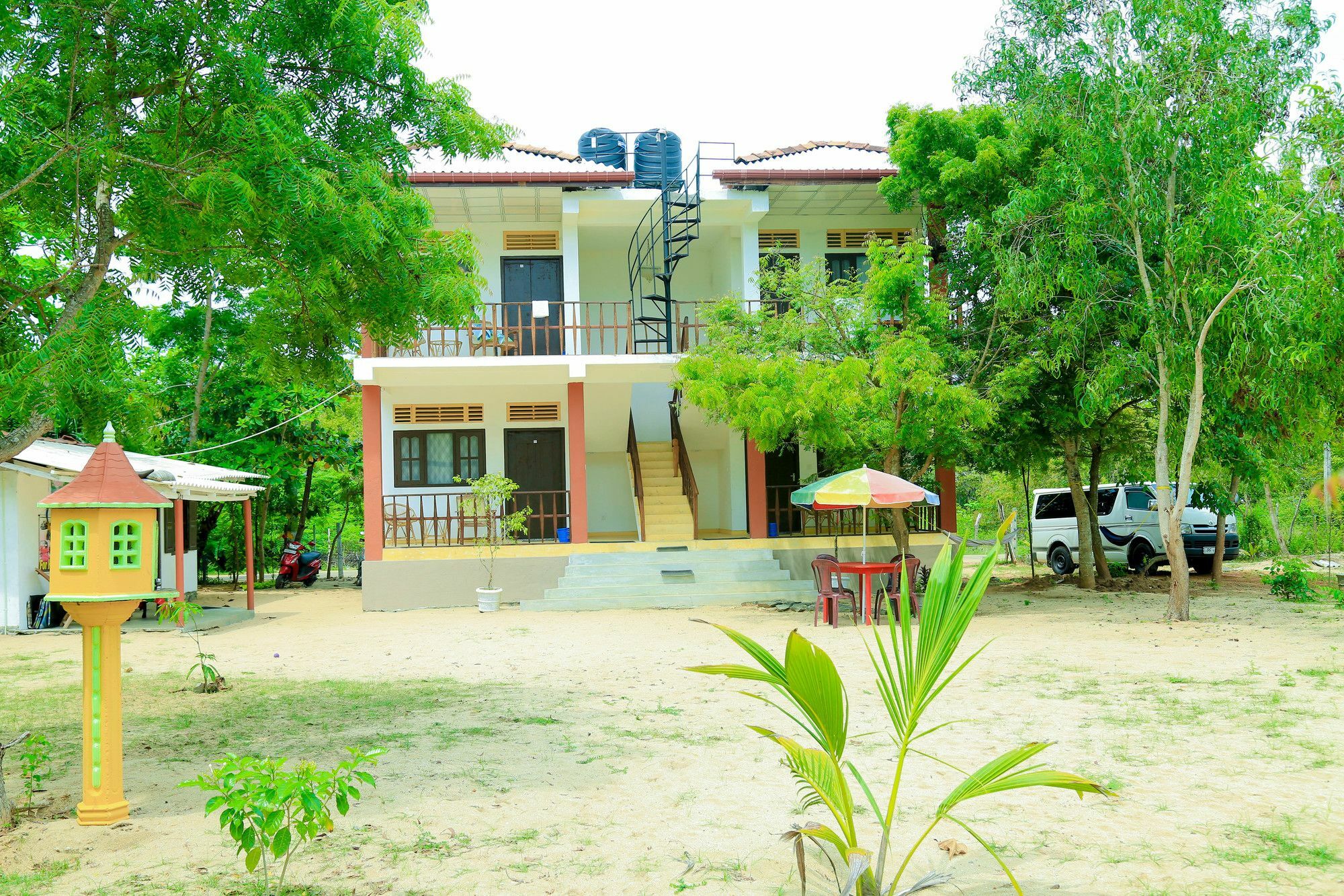 Autumn Moon Beach Cabanas Tangalle Buitenkant foto
